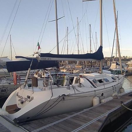 Yatch Barracuda Douro Marina Boat Sleep Experience Ξενοδοχείο Βίλα Νόβα ντε Γκάια Εξωτερικό φωτογραφία