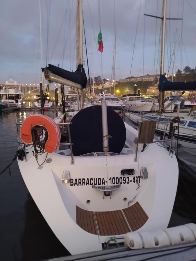 Yatch Barracuda Douro Marina Boat Sleep Experience Ξενοδοχείο Βίλα Νόβα ντε Γκάια Εξωτερικό φωτογραφία