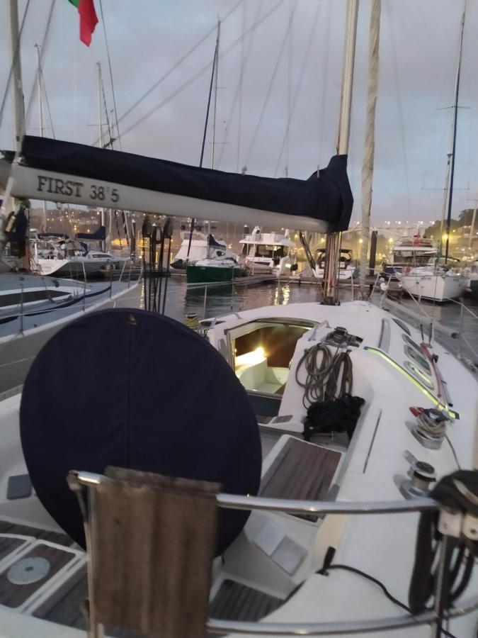 Yatch Barracuda Douro Marina Boat Sleep Experience Ξενοδοχείο Βίλα Νόβα ντε Γκάια Εξωτερικό φωτογραφία